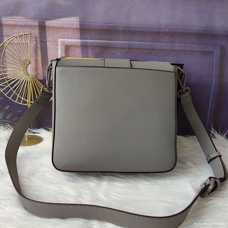 Vintage HOT Fendi Grey Romano Leather Messenger In Medium Cuoio Baguette 0718
